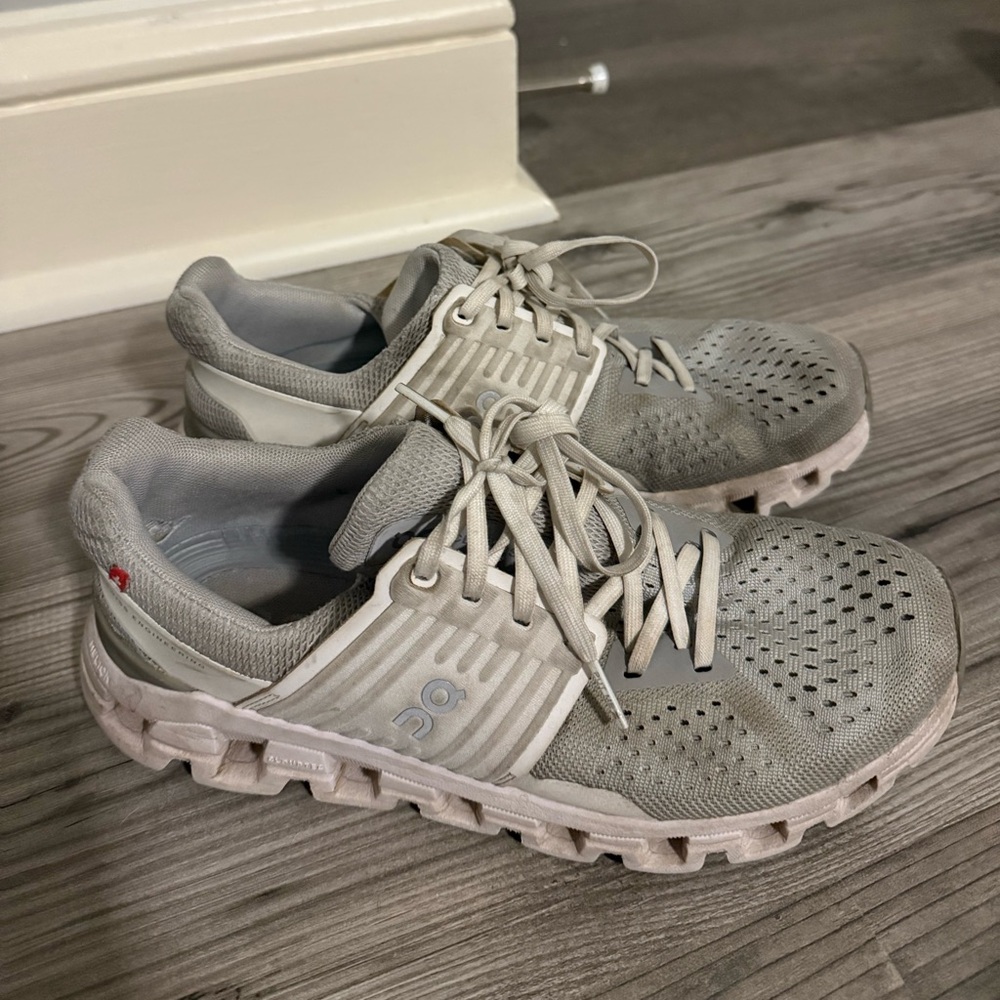 On Running Light Gray Athletic Shoes